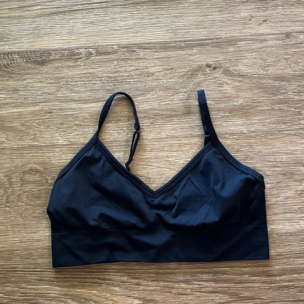 Lululemon ebb to street bra!